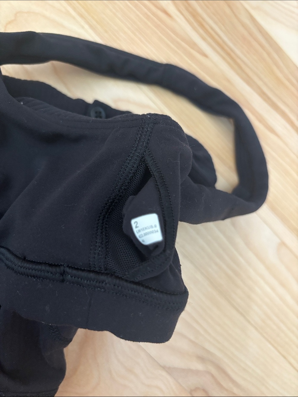 Lululemon Align Black Ribbed Button-Front Crop Tank size 2 - Picture 7 of 7